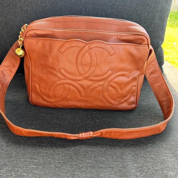 CHANEL triple C - rare vintage BROWN LOGO MESSENGER BAG - Picture 1 of 15